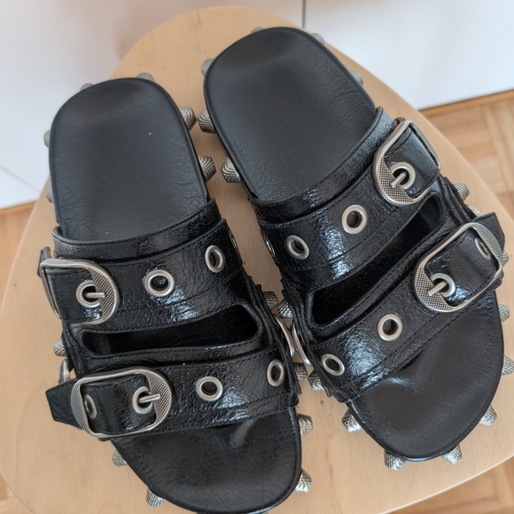 Balenciaga Cagole Black Studded Slides - Picture 4 of 5